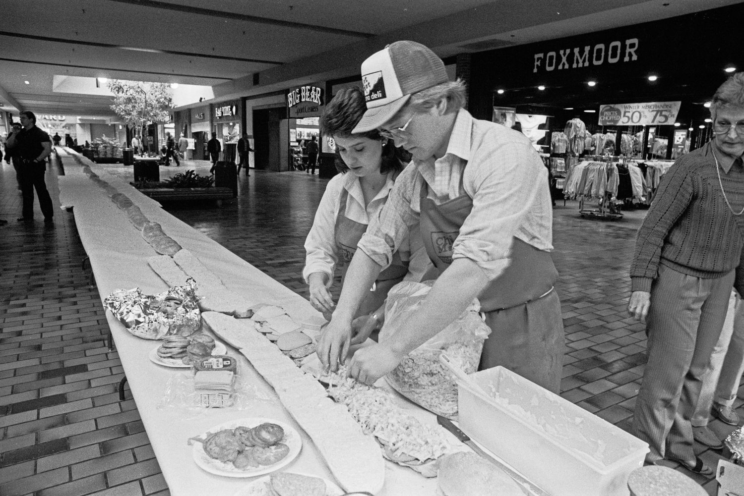 Giant sandwich at Rimrock Mall, 1984